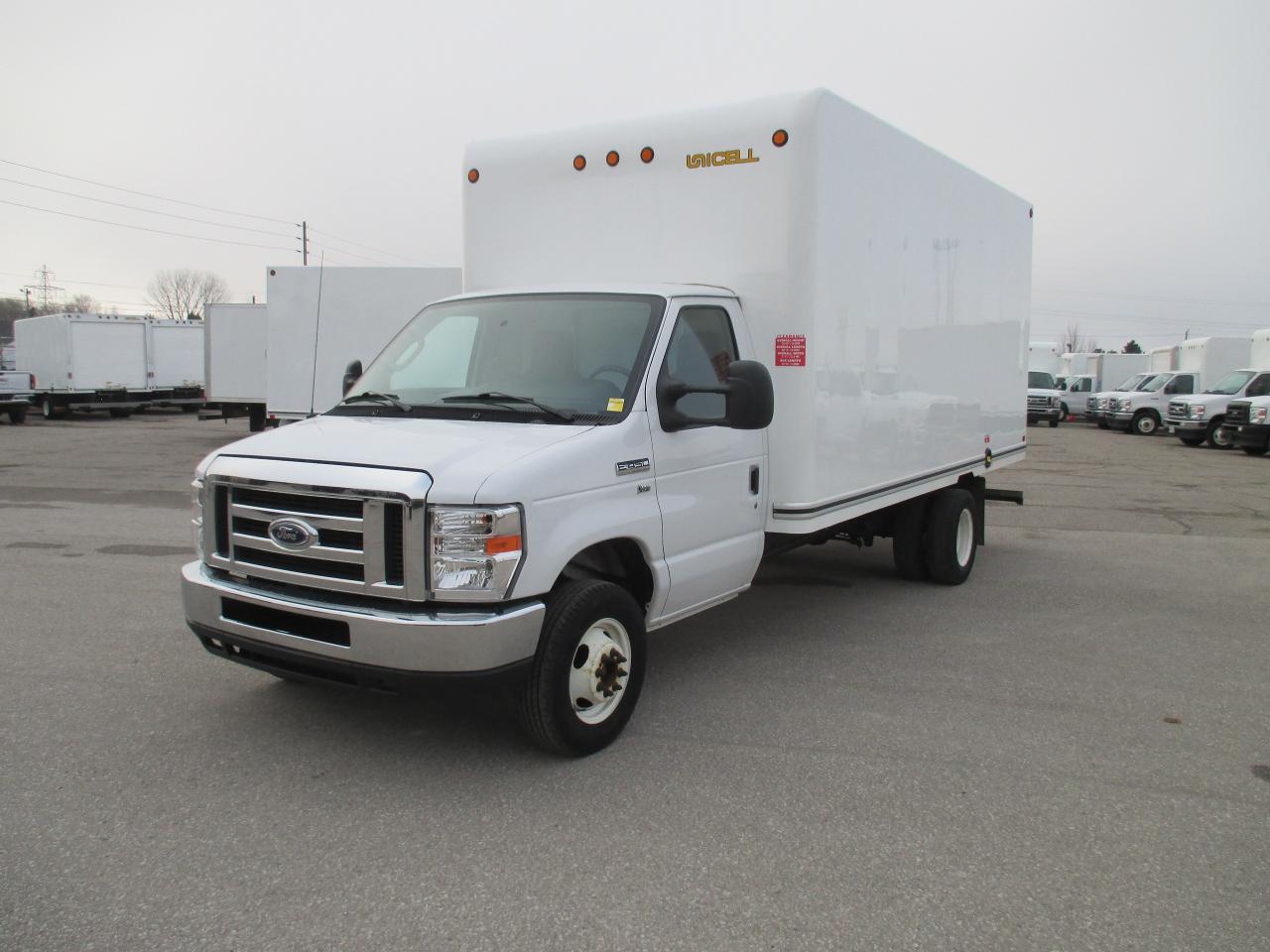 2019 Ford E-450 E-450 DRW 176" WB 16 Ft.UNICELL BODY - Photo #2