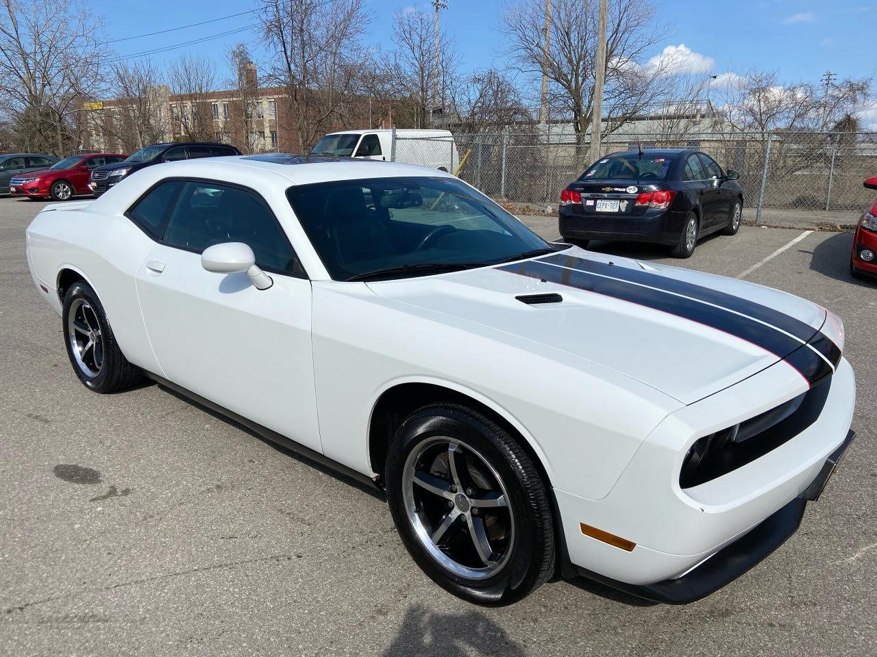 Used 2011 Dodge Challenger ** HTD LEATH, BLUETOOTH , CRUISE ** for sale in St Catharines, ON