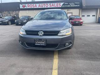 2012 Volkswagen Jetta 4dr 2.5L Auto Highline LEATHER SUNROOF NO ACCIDENT - Photo #8