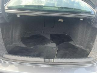 2012 Volkswagen Jetta 4dr 2.5L Auto Highline LEATHER SUNROOF NO ACCIDENT - Photo #11