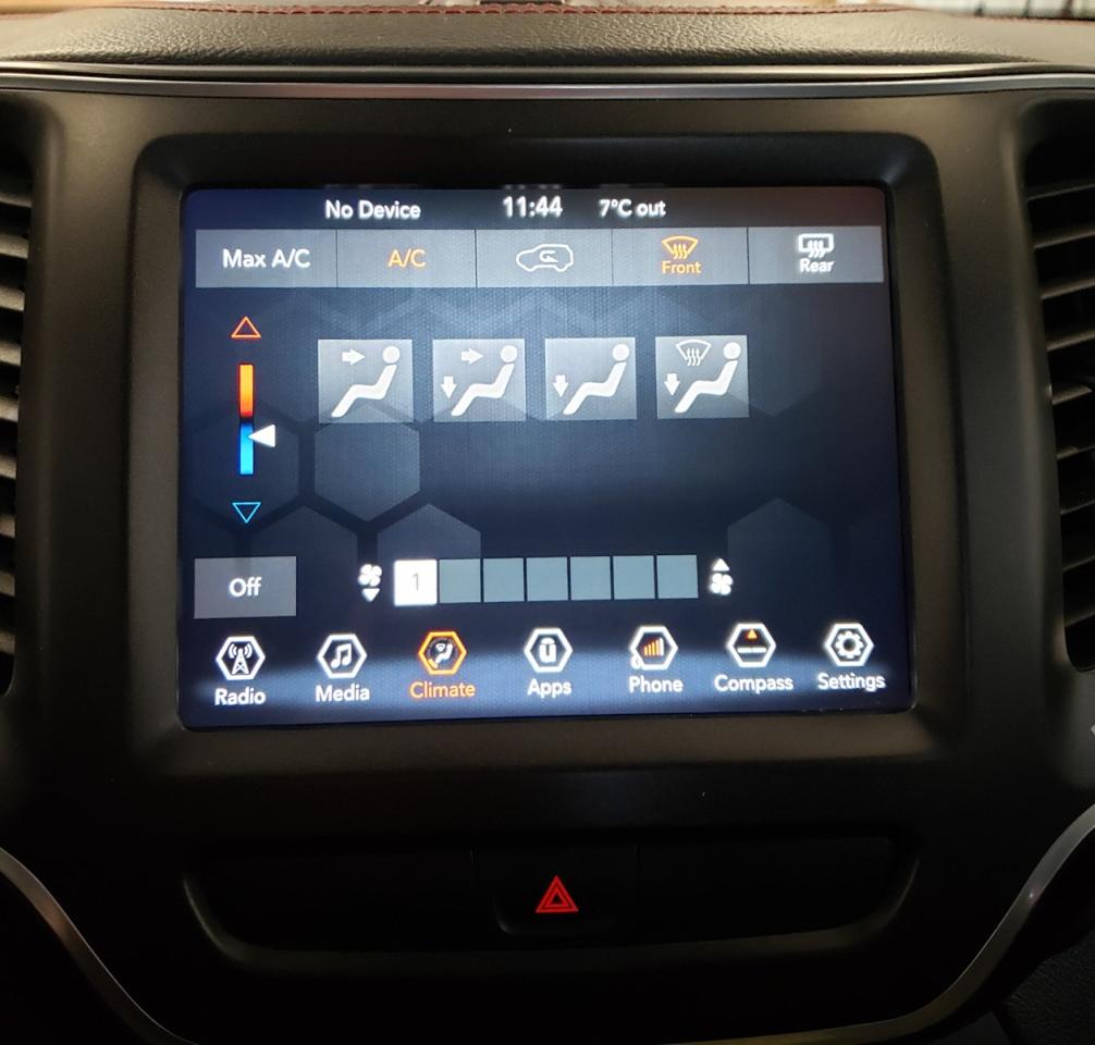 2020 Jeep Cherokee Trailhawk 4X4 - Photo #9