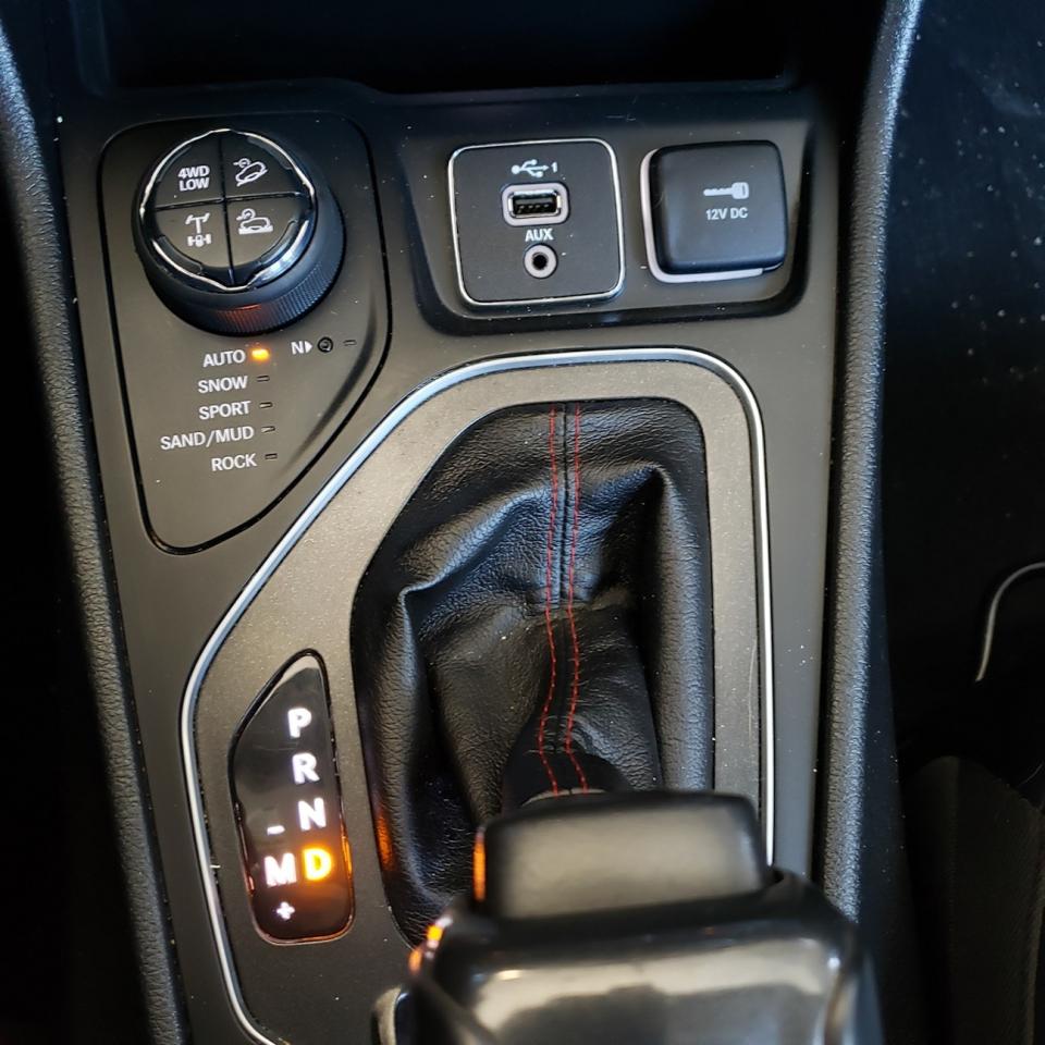 2020 Jeep Cherokee Trailhawk 4X4 - Photo #14