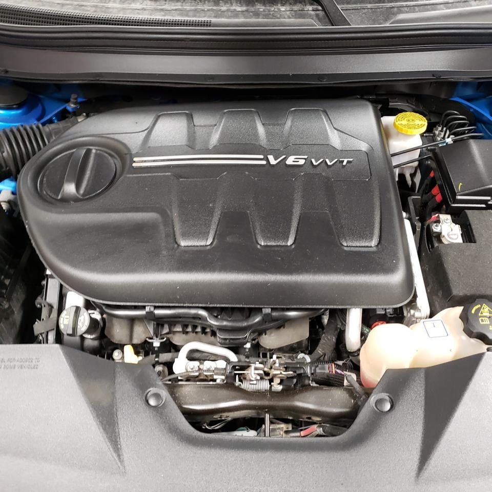 2020 Jeep Cherokee Trailhawk 4X4 - Photo #4
