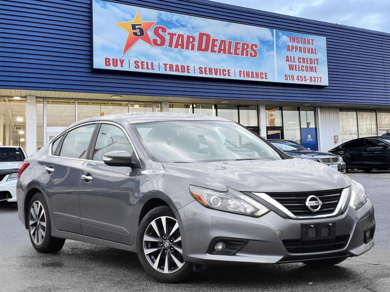 Used 2017 Nissan Altima NAV LEATHER SUNROOF LOW KM! WE FINANCE ALL CREDIT for sale in London, ON