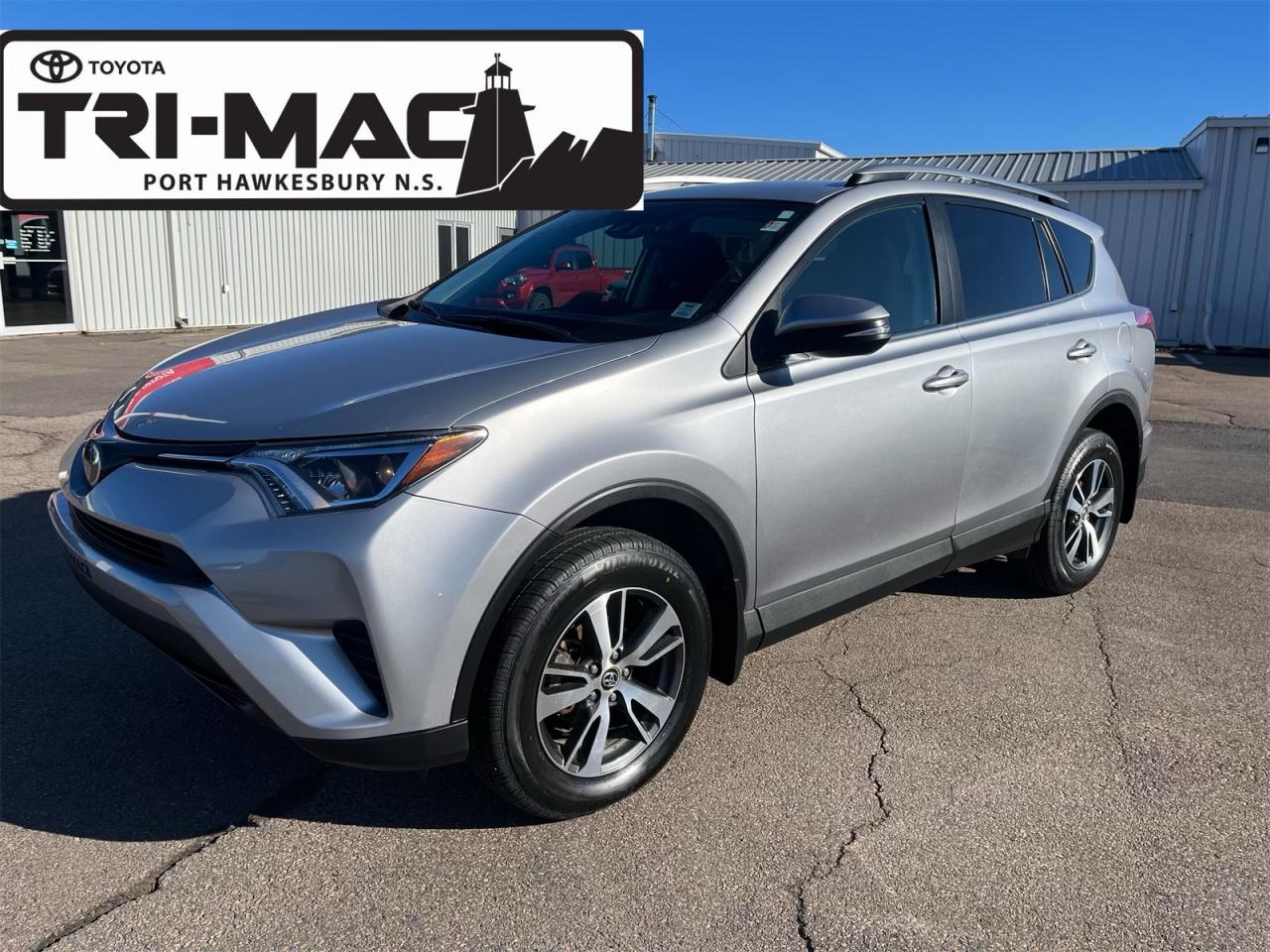 2018 Toyota RAV4 LE, AWD