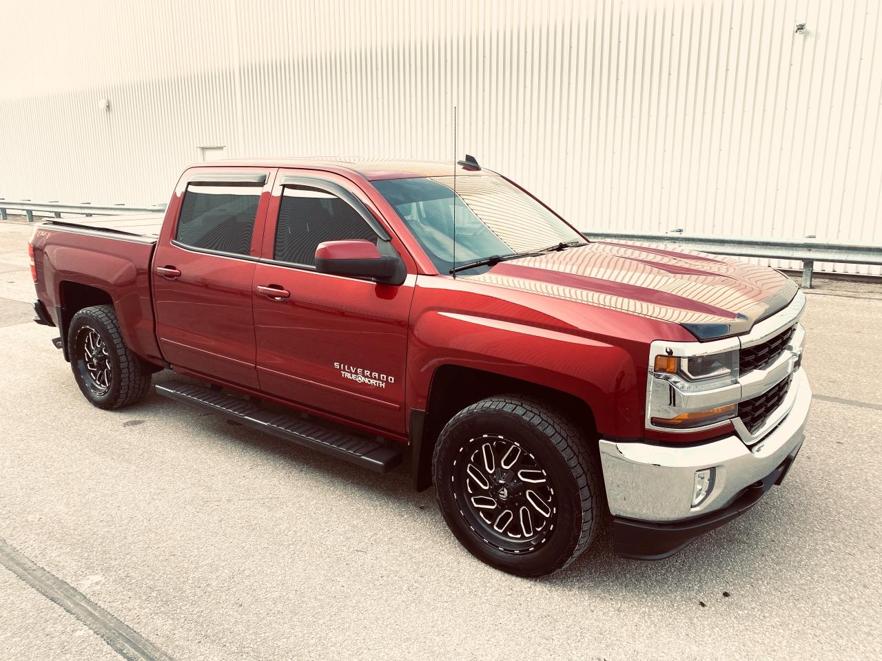 2018 Chevrolet Silverado 1500 CREW CAB LT TRUE NORTH EDITION