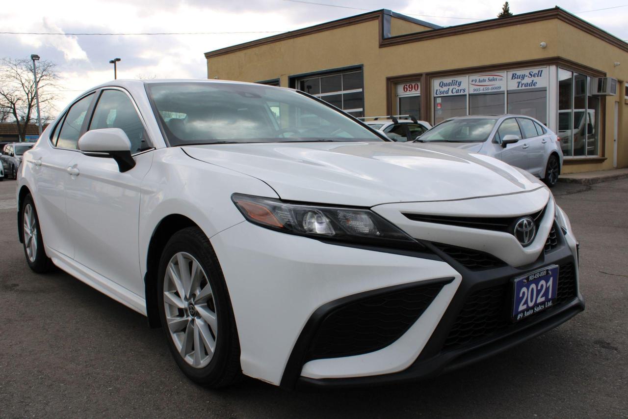2021 Toyota Camry SE Auto