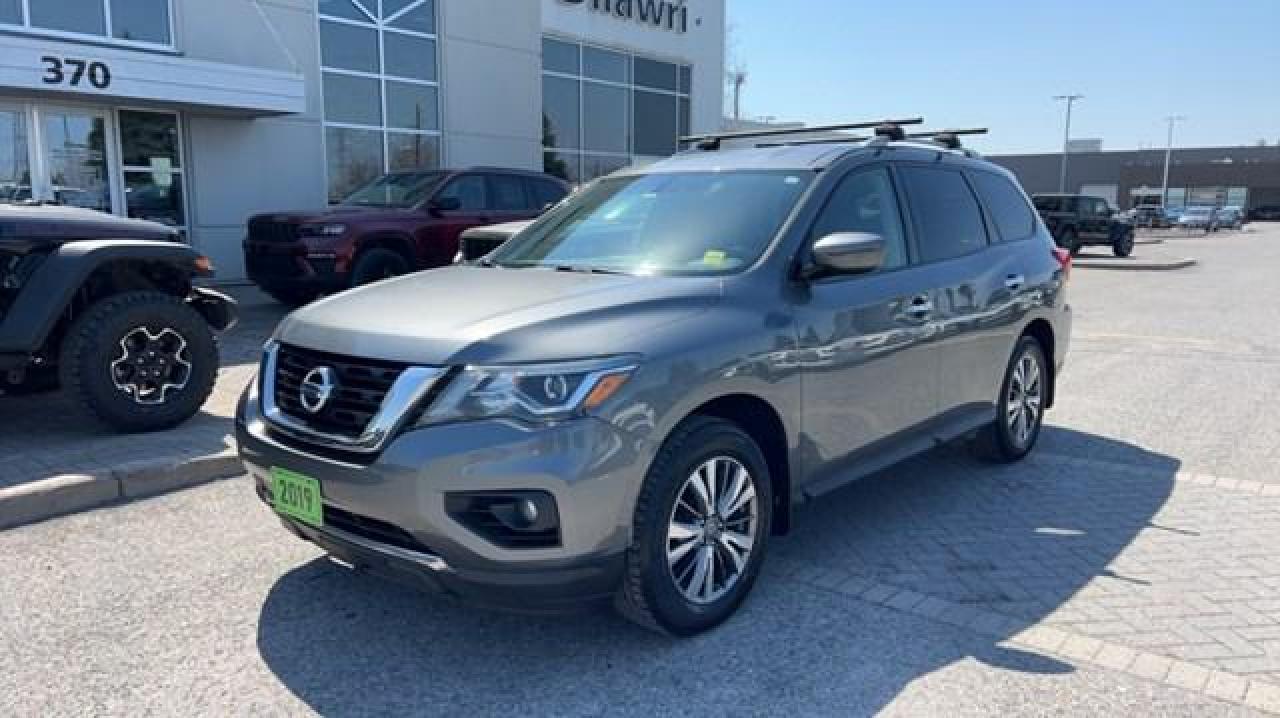 Used 2019 Nissan Pathfinder 4x4 SV Tech for sale in Nepean, ON