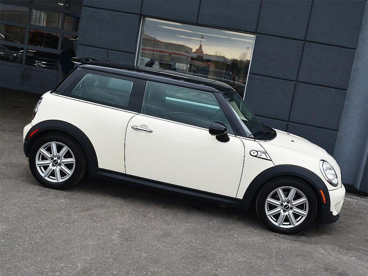 2011 MINI Cooper S|NAVI|PANOROOF|LEATHER|ALLOYS