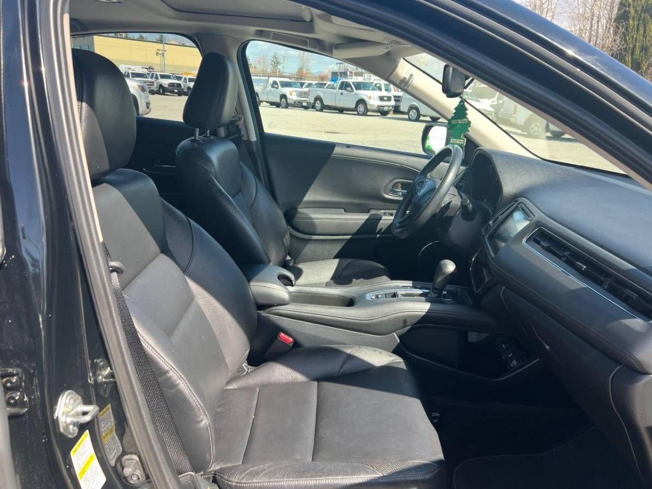 2016 Honda HR-V 4WD 4dr CVT EX-L w/Navi - Photo #11
