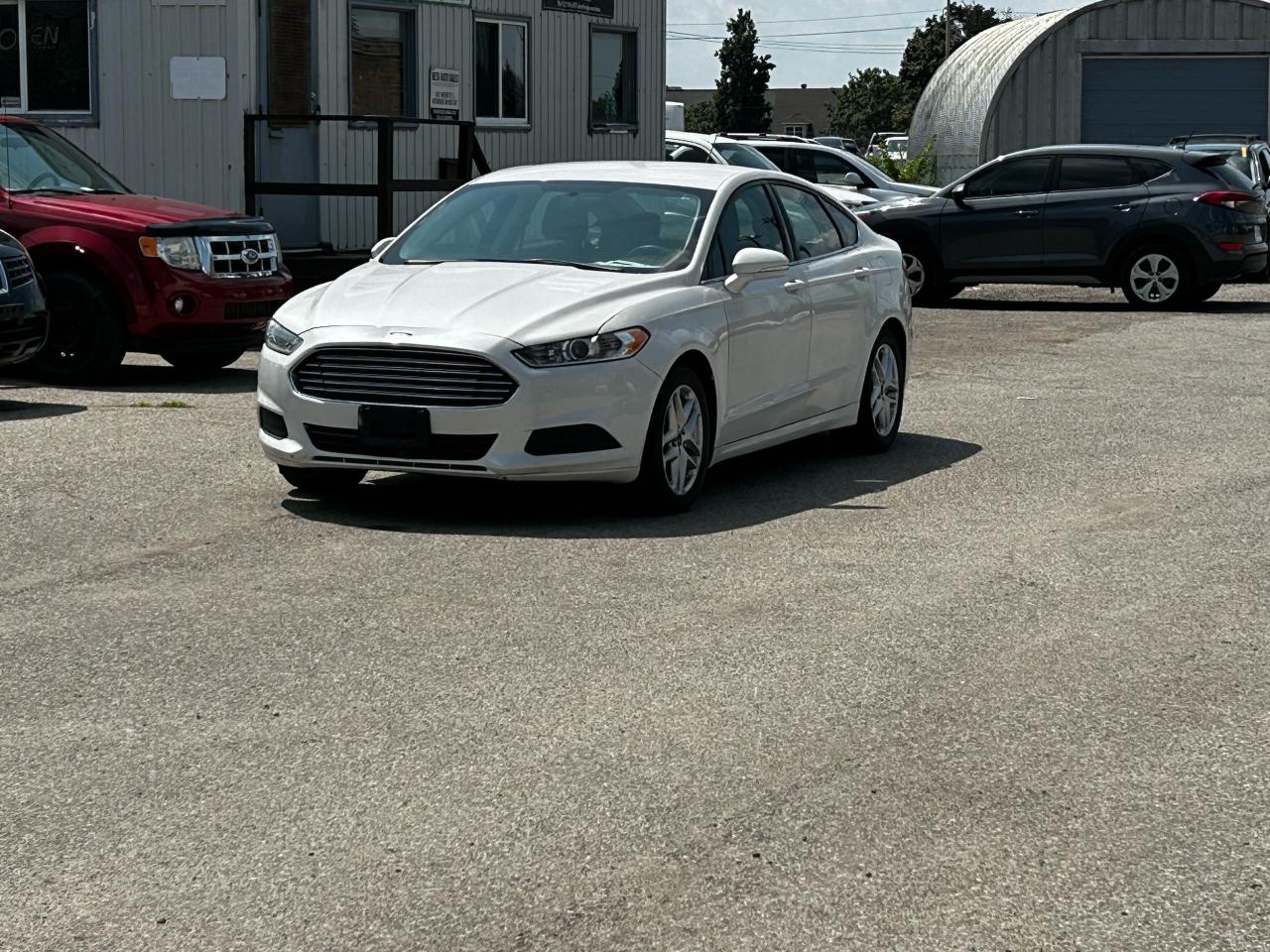 2014 Ford Fusion SE - Photo #1