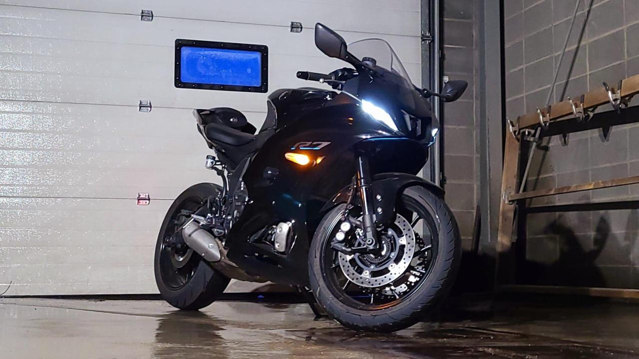 Used 2022 Yamaha R7 Sport | $0 DOWN, EVERYONE APPROVED! for sale in Calgary, AB