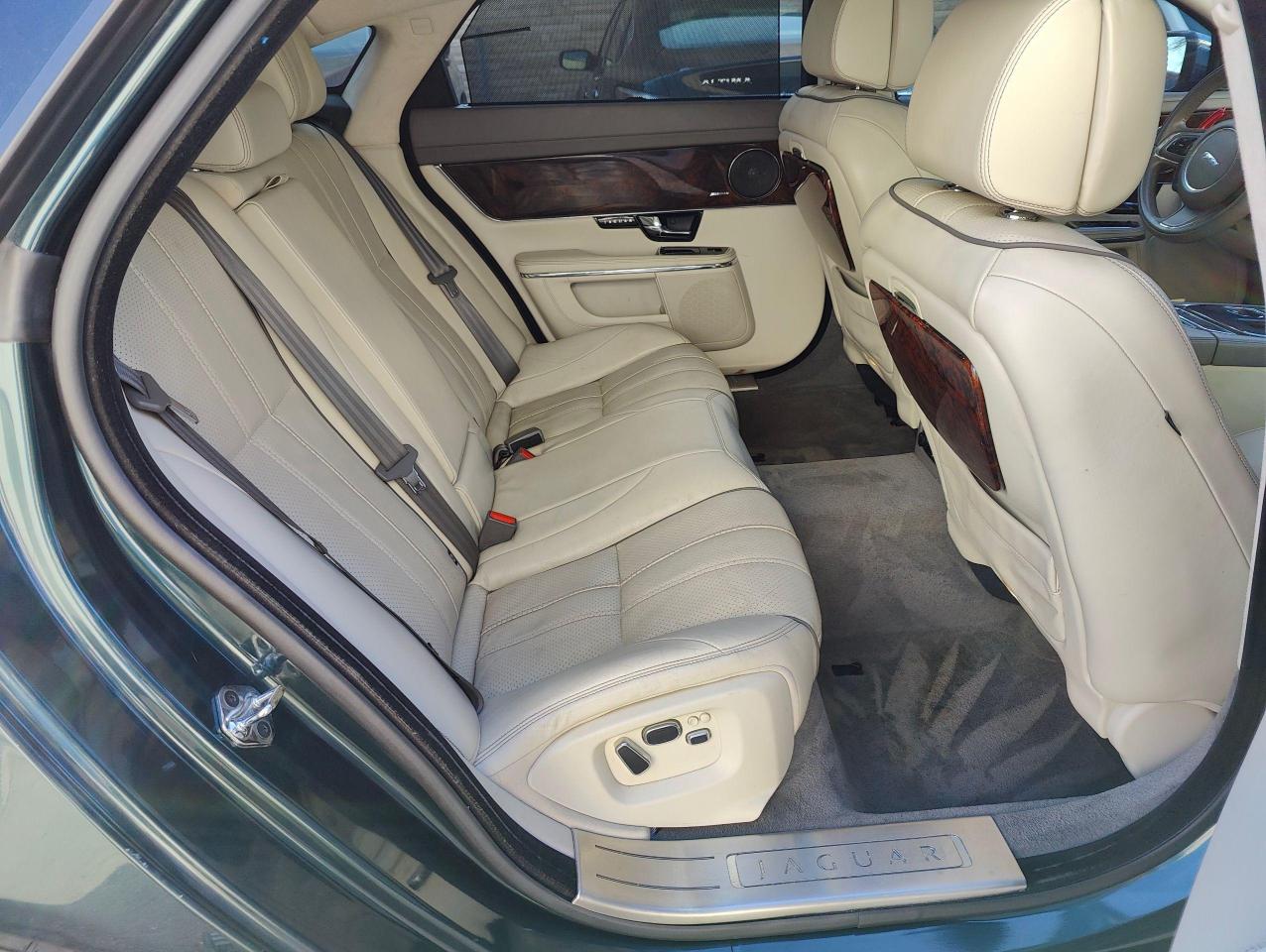 2013 Jaguar XJ XJL PORTFOLIO AWD • Loaded! - Photo #7