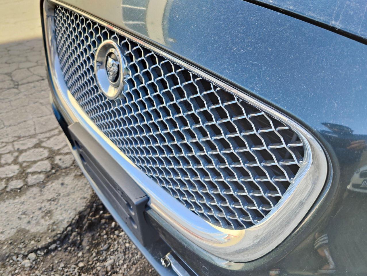 2013 Jaguar XJ XJL PORTFOLIO AWD • Loaded! - Photo #9
