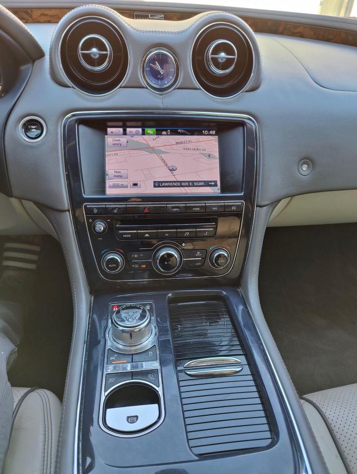 2013 Jaguar XJ XJL PORTFOLIO AWD • Loaded! - Photo #31
