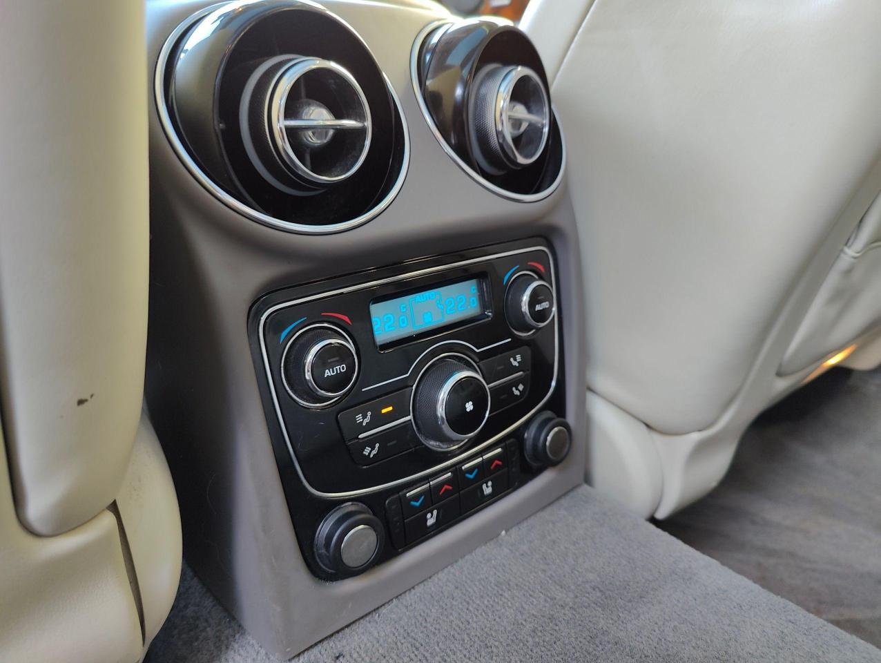 2013 Jaguar XJ XJL PORTFOLIO AWD • Loaded! - Photo #33