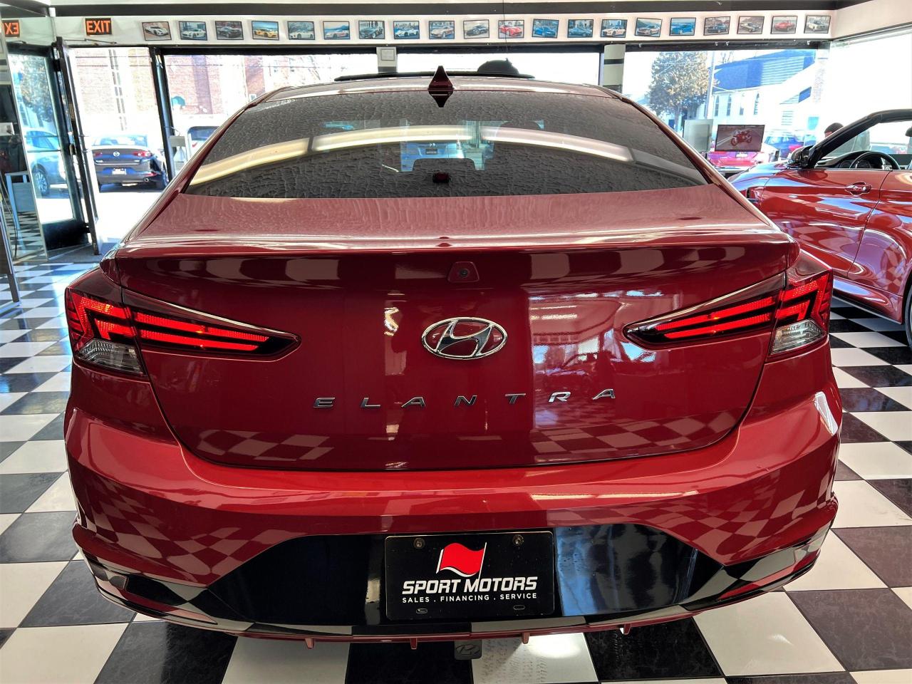 2020 Hyundai Elantra Luxury+Roof+LaneKeep+Leather+BSM+CLEAN CARFAX Photo68