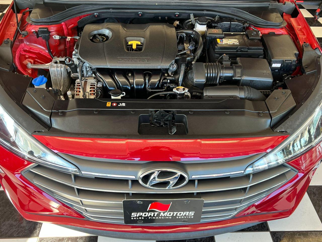 2020 Hyundai Elantra Luxury+Roof+LaneKeep+Leather+BSM+CLEAN CARFAX - Photo #7