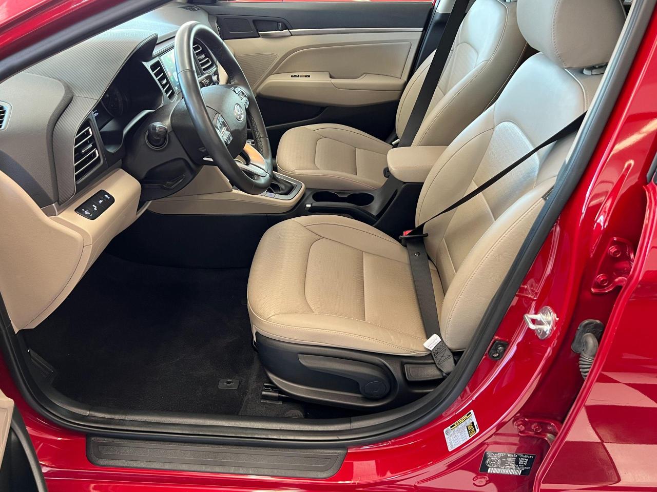 2020 Hyundai Elantra Luxury+Roof+LaneKeep+Leather+BSM+CLEAN CARFAX - Photo #22