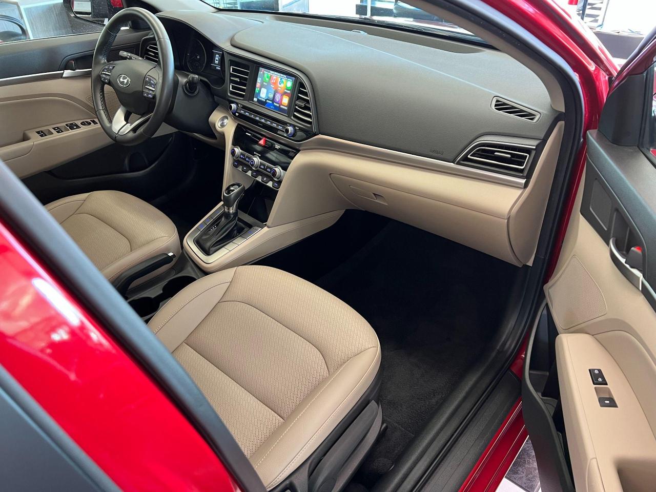 2020 Hyundai Elantra Luxury+Roof+LaneKeep+Leather+BSM+CLEAN CARFAX - Photo #24