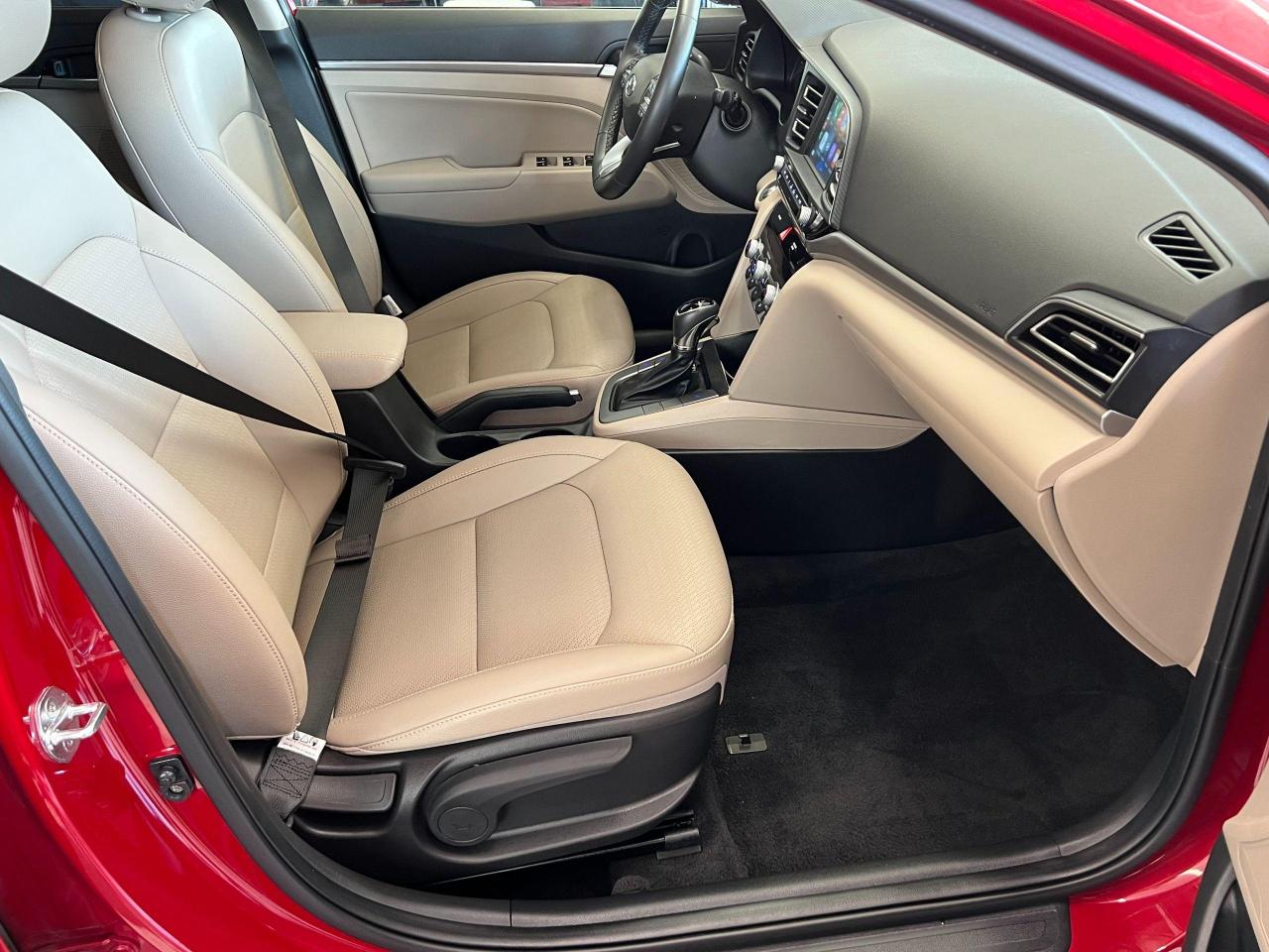 2020 Hyundai Elantra Luxury+Roof+LaneKeep+Leather+BSM+CLEAN CARFAX - Photo #25