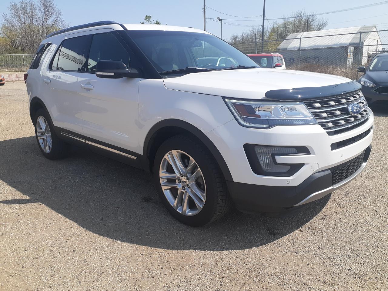 2017 Ford Explorer 4WD XLT Leather Nav 6 Passenger - Photo #1