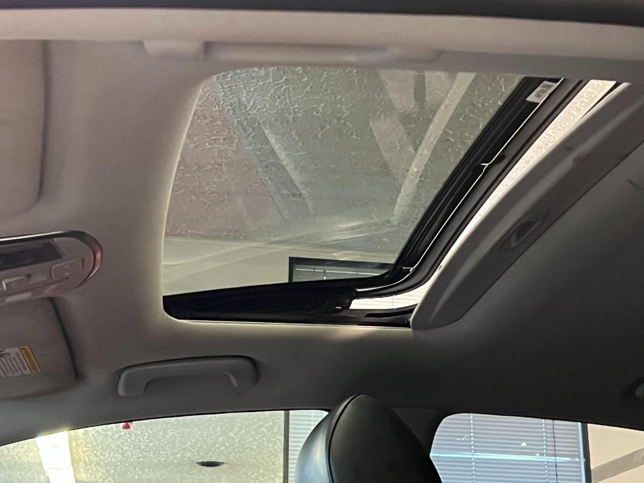 2019 Hyundai Sonata Preferred+Leather+Roof+Bluelink+CLEAN CARFAX - Photo #12