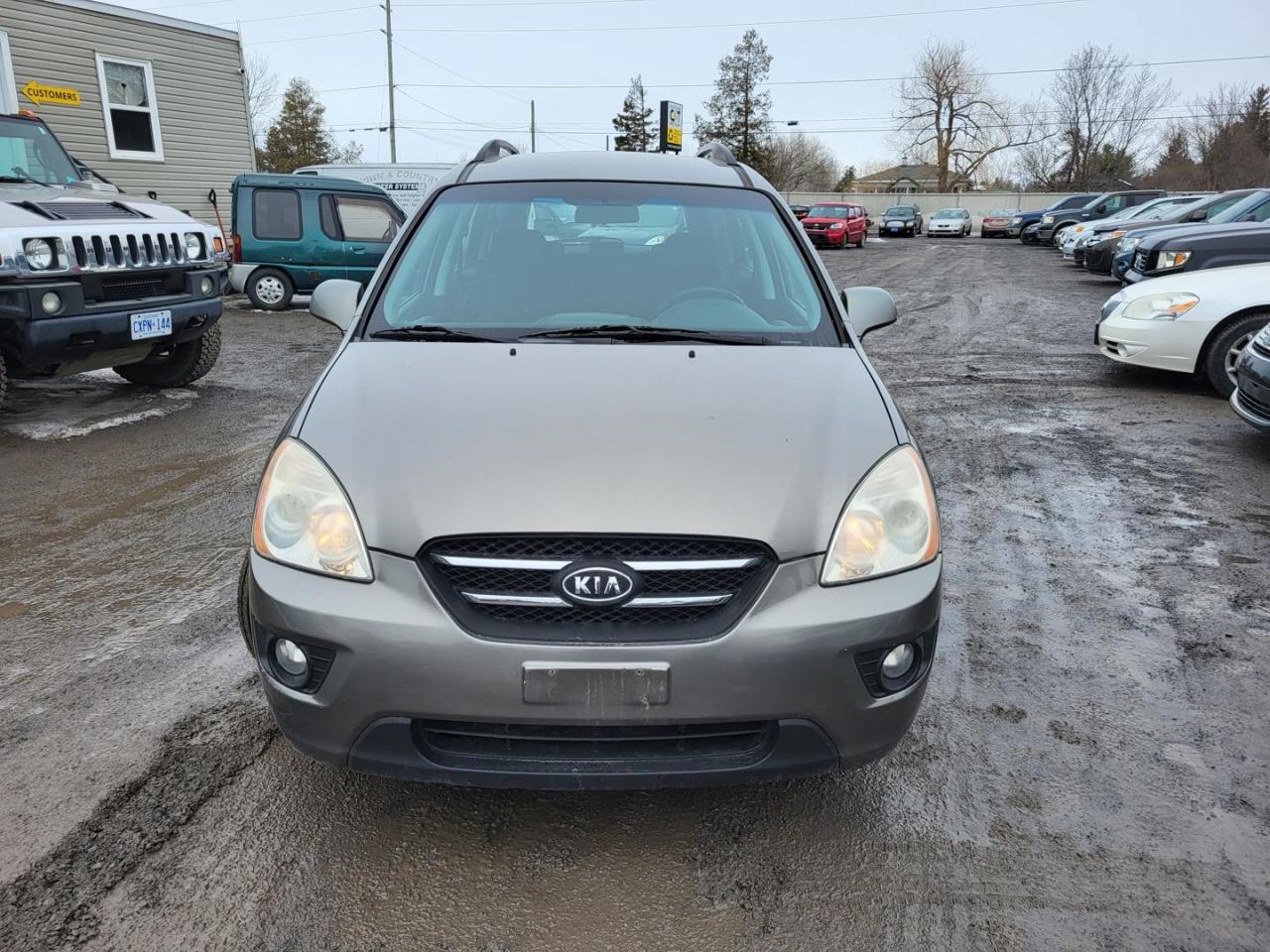 Used 2009 Kia Rondo Base for sale in Stittsville, ON