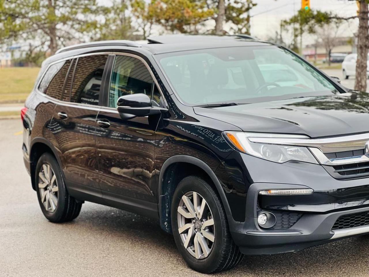 2019 Honda Pilot EX-L NAVI Photo2