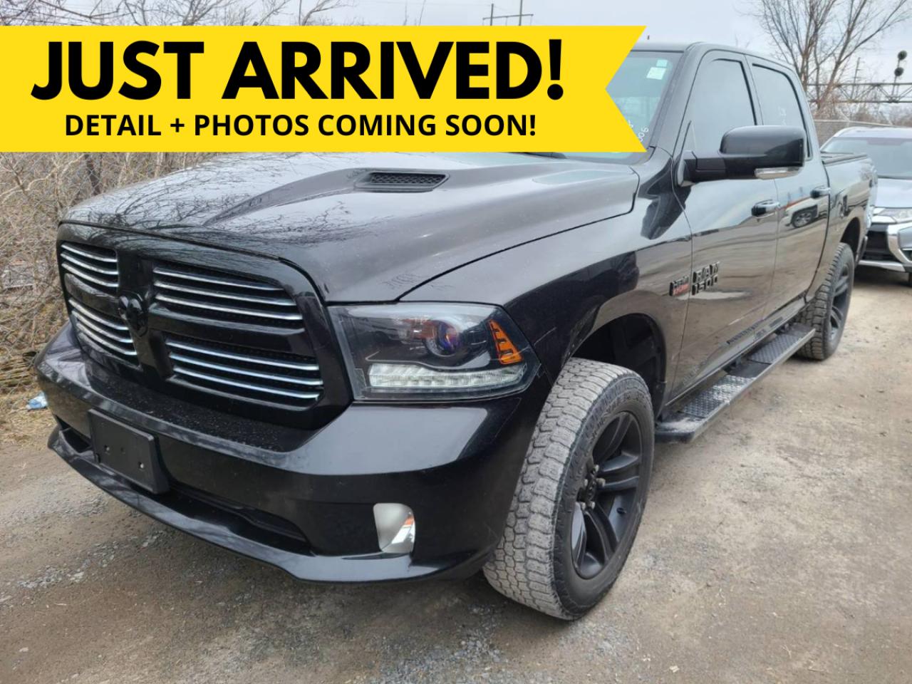 2015 RAM 1500 Sport / Clean CarFax / HEMI / 4WD - Photo #1