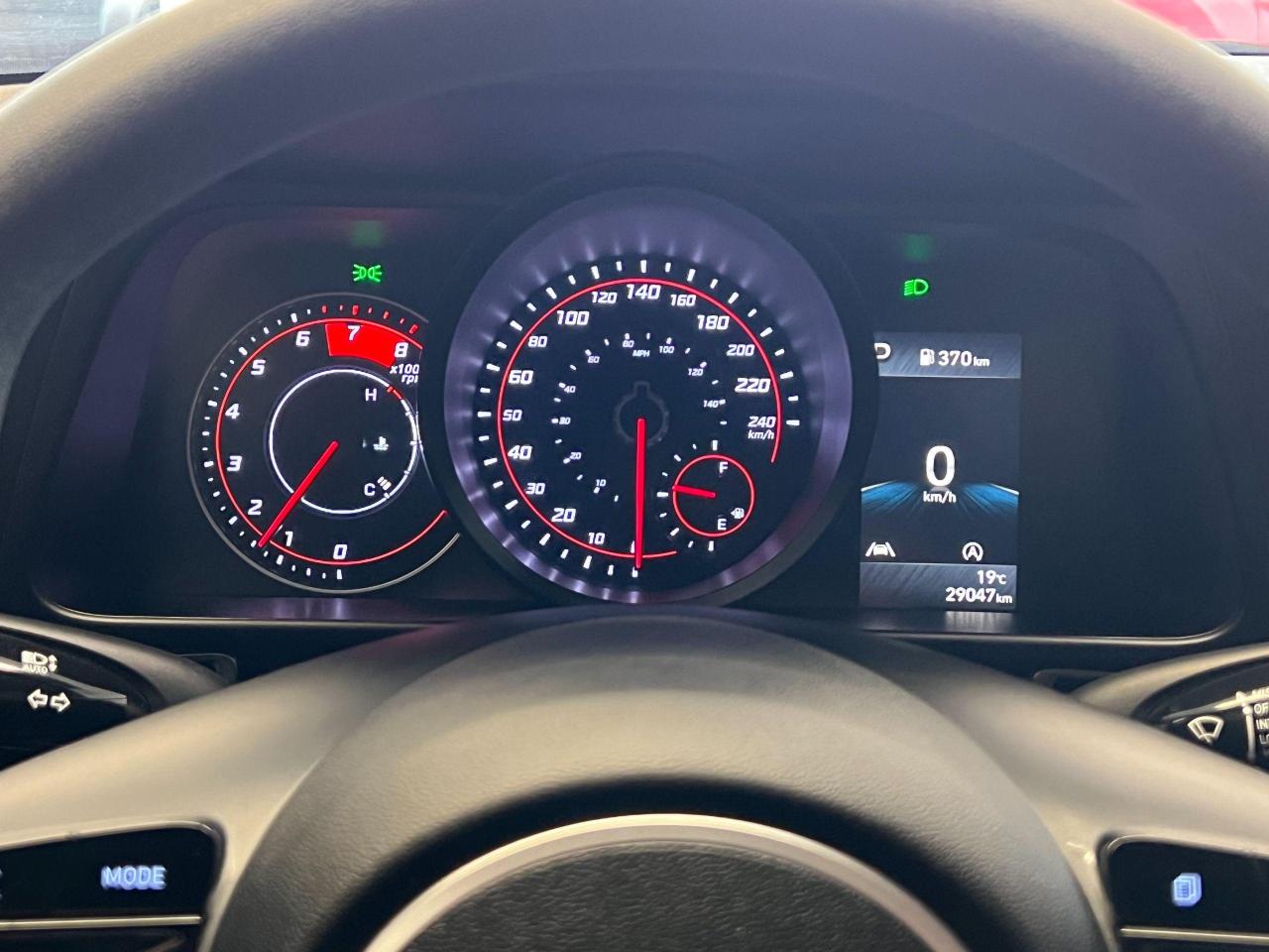 2021 Hyundai Elantra Essential+LaneKeep+ApplePlay+Tinted+CLEAN CARFAX - Photo #17