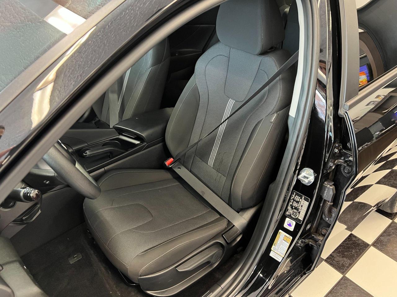 2021 Hyundai Elantra Essential+LaneKeep+ApplePlay+Tinted+CLEAN CARFAX - Photo #20