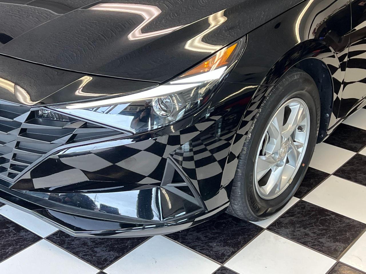 2021 Hyundai Elantra Essential+LaneKeep+ApplePlay+Tinted+CLEAN CARFAX Photo98