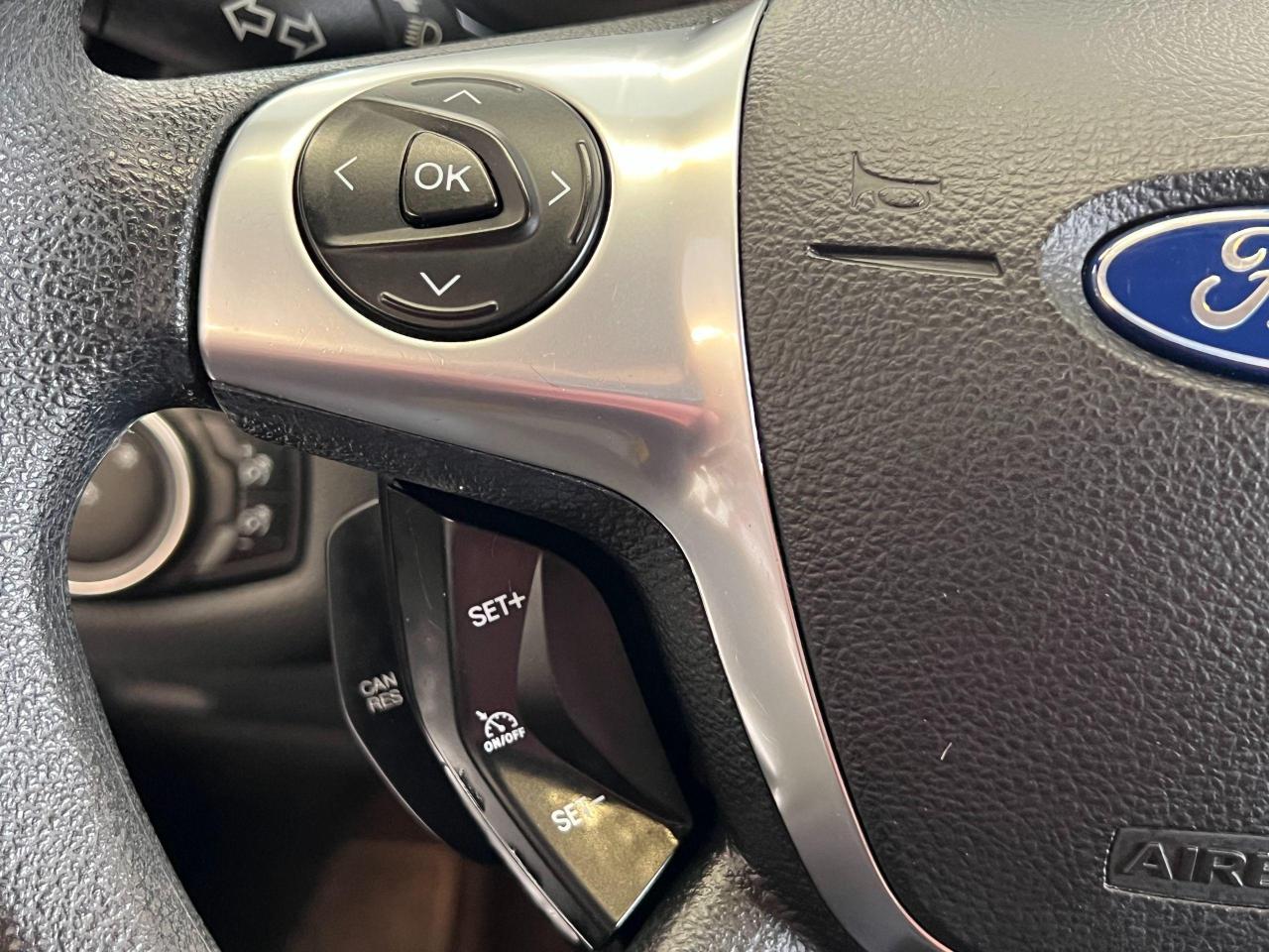2016 Ford Escape SE 4WD+Camera+Bluetooth+Heated Seats+CLEAN CARFAX - Photo #43