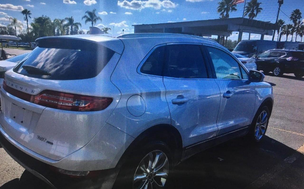 2017 Lincoln MKC Select AWD! FULLY LOADED! - Photo #2