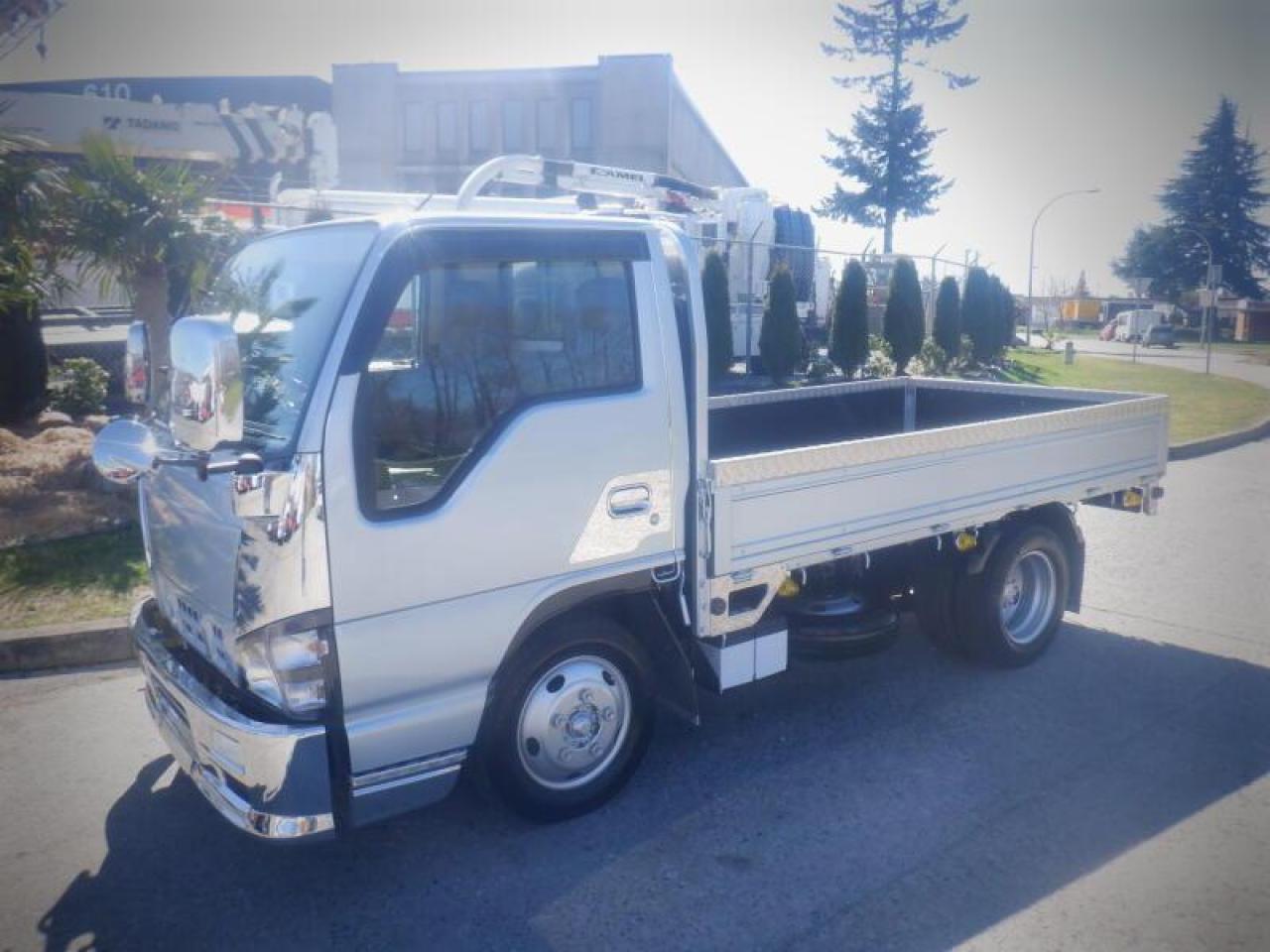 Used 2005 Nissan Atlas 10 Foot Flat Deck Right Hand Drive Dually Diesel for sale in Burnaby, BC