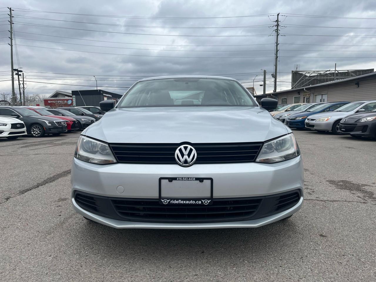 2013 Volkswagen Jetta Trendline - Photo #2