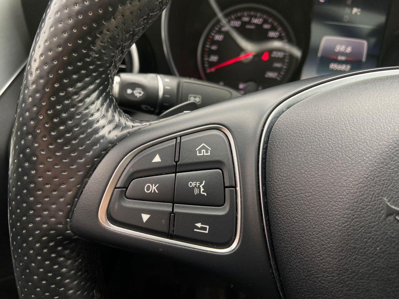 Used 2017 Mercedes-Benz C-Class C300 4Matic AWD Navi/Cam/Heated Seats for sale in Mississauga, ON