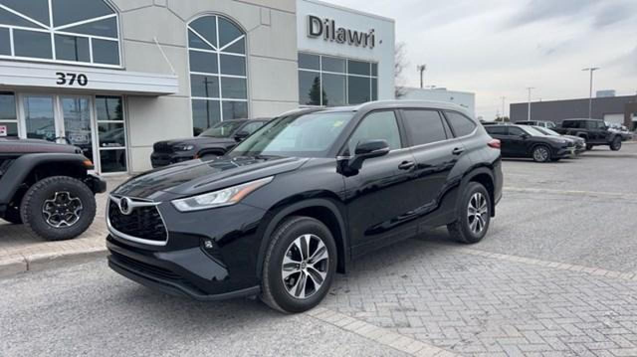Used 2023 Toyota Highlander XLE AWD for sale in Nepean, ON