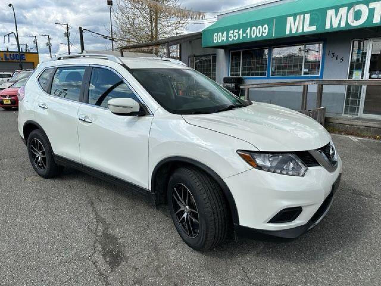 2015 Nissan Rogue S