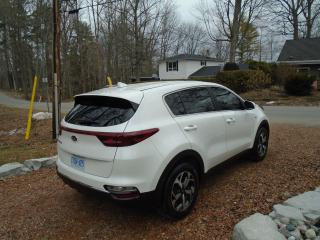 2022 Kia Sportage LX AWD available in Sutton - Photo #7