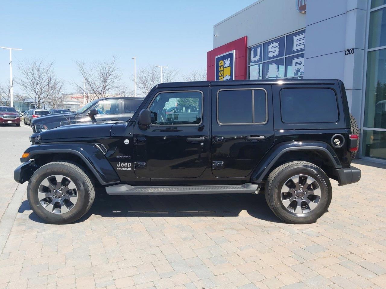 2018 Jeep Wrangler Unlimited Sahara Photo3