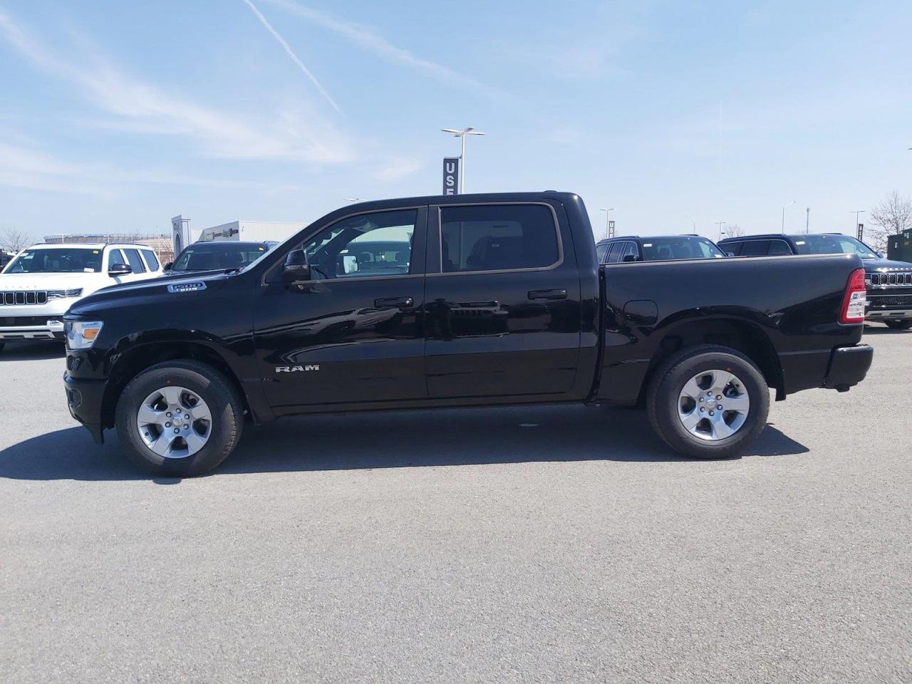 2023 RAM 1500 Big Horn Photo3