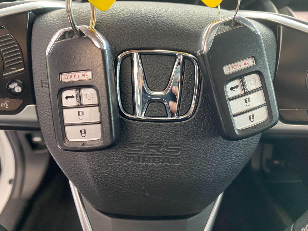2016 Honda Civic TOURING+LEATHER+ROOF+New Tires & Rims+CLEAN CARFAX - Photo #16