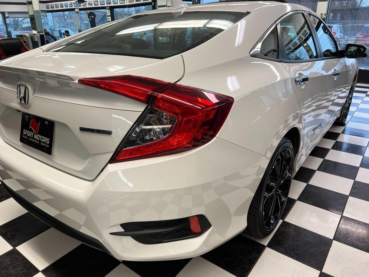 2016 Honda Civic TOURING+LEATHER+ROOF+New Tires & Rims+CLEAN CARFAX - Photo #42