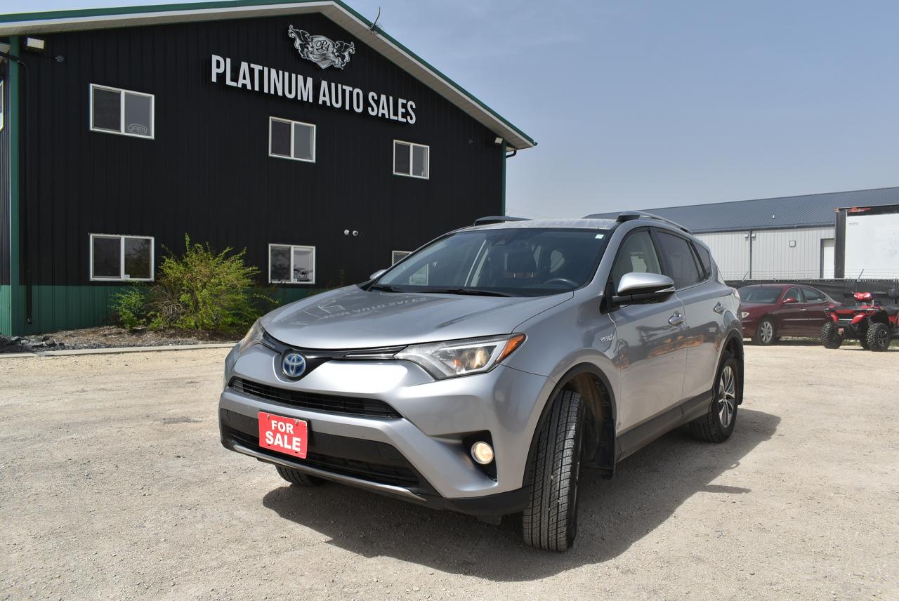 2018 Toyota RAV4 AWD Hybrid LE+ - Photo #3
