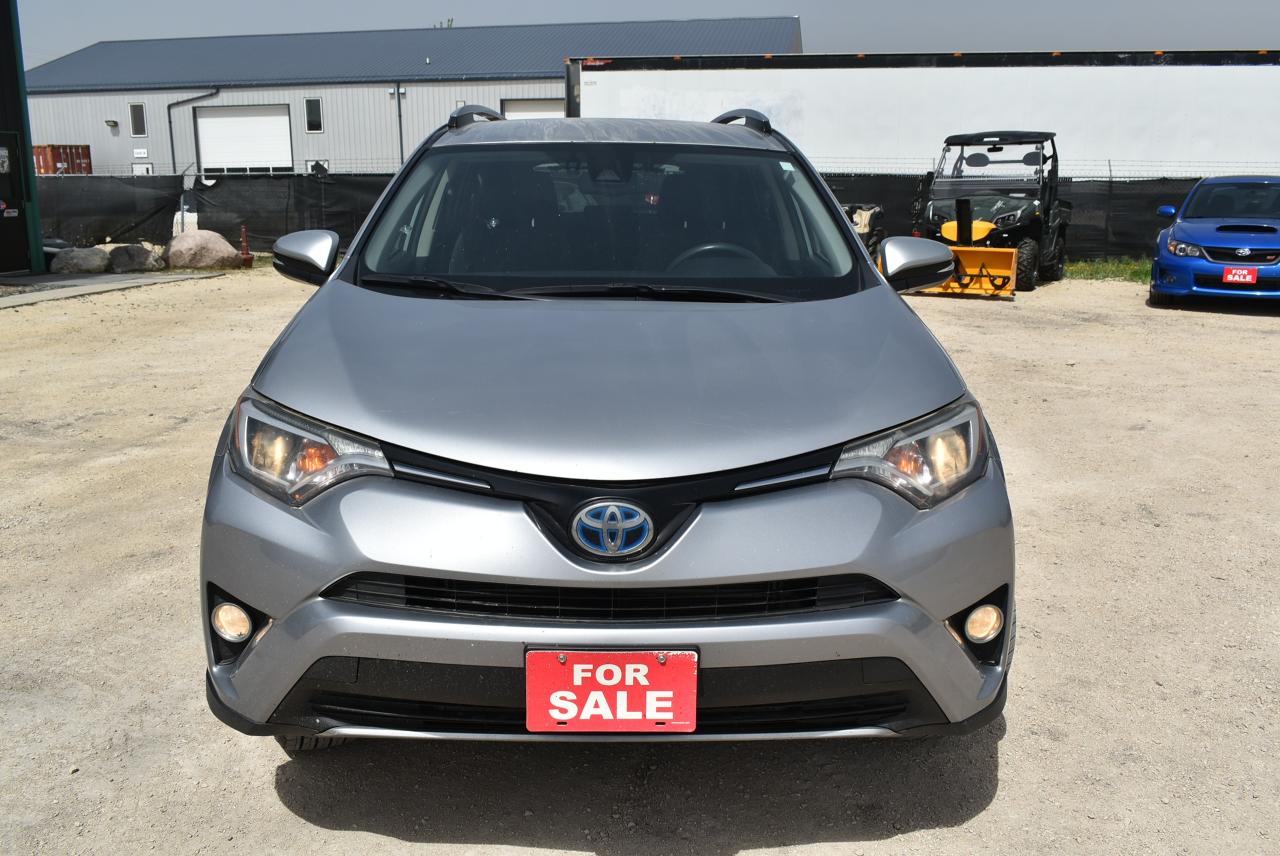 2018 Toyota RAV4 AWD Hybrid LE+ - Photo #11