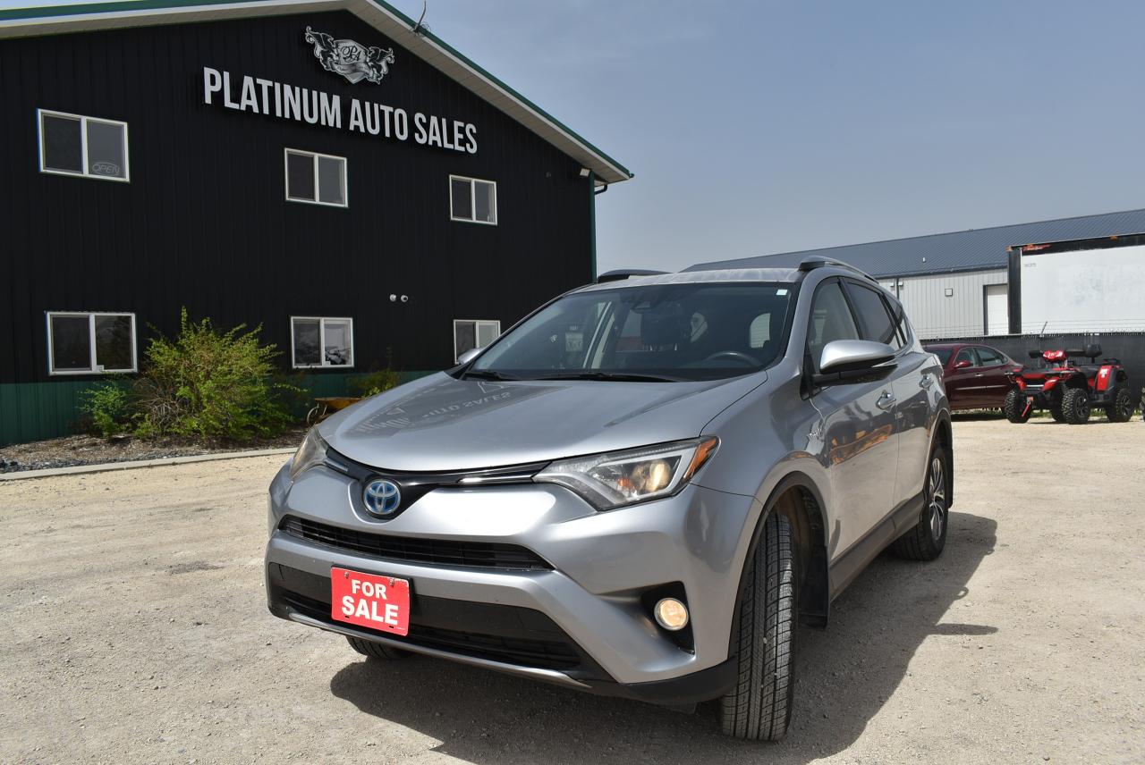 2018 Toyota RAV4 AWD Hybrid LE+ - Photo #12