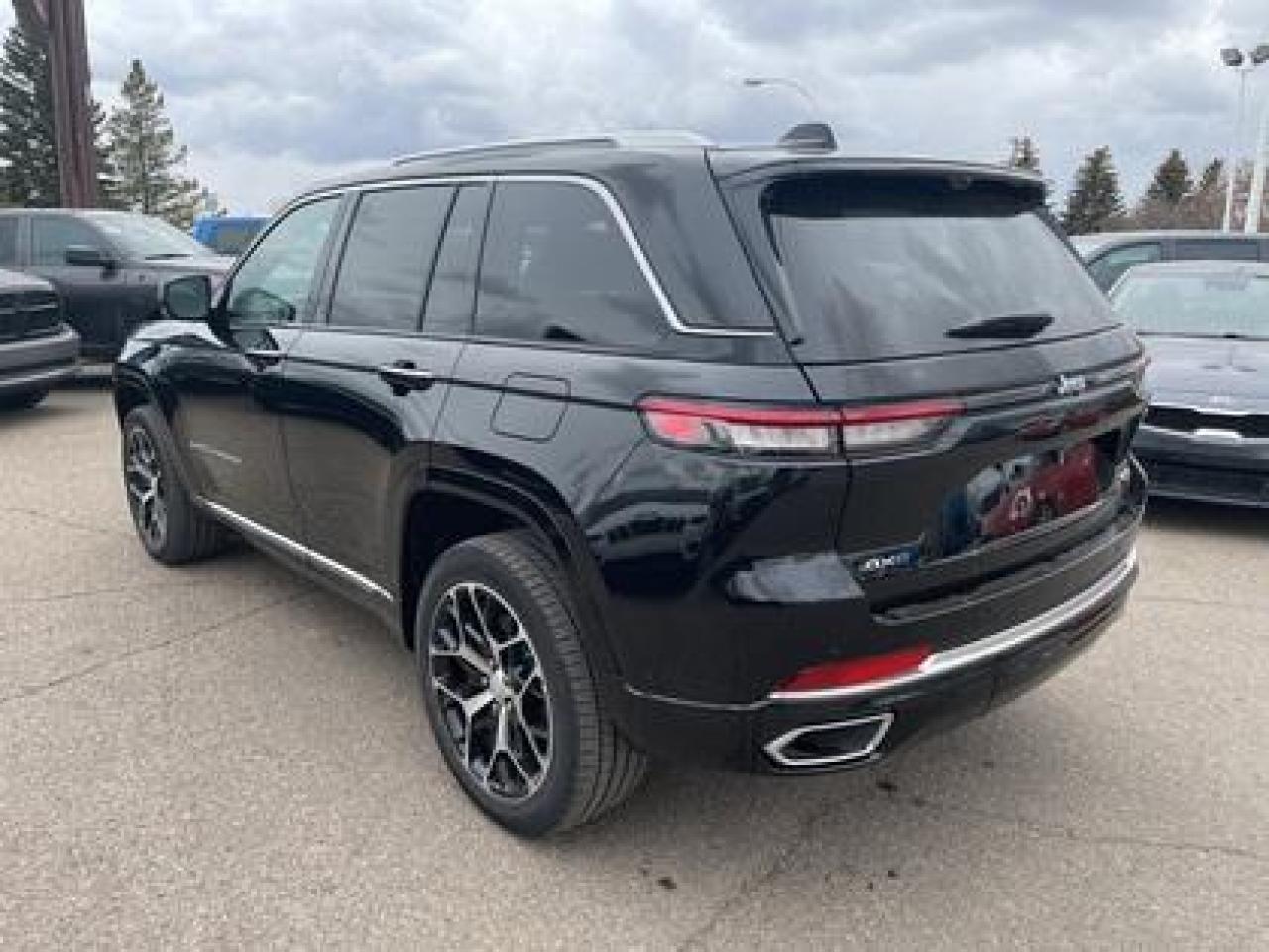 2023 Jeep Grand Cherokee 4xe 4XE CRAZY LOW PRICE!!! #12 Photo3