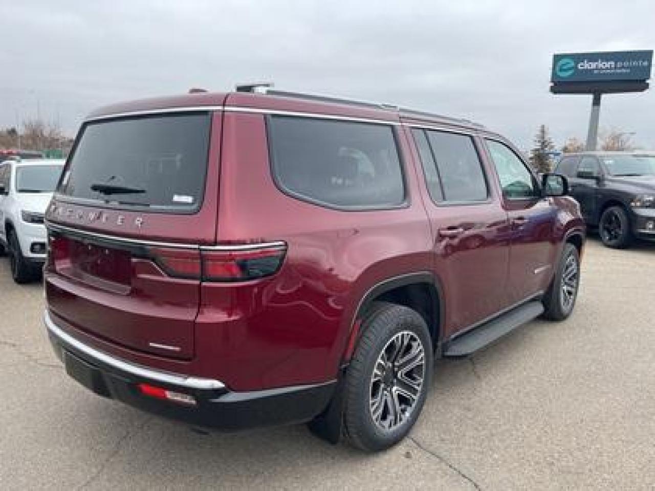 2023 Jeep Wagoneer 3.0L I–6 Hurricane Twin Turbo #39 Photo2